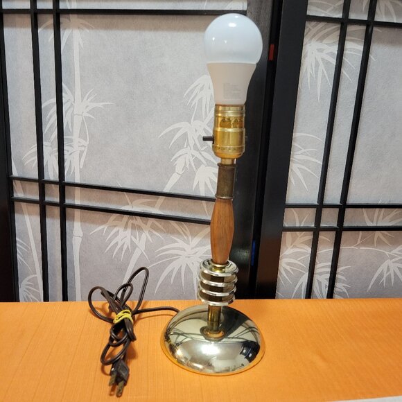 Vintage Danish Teak Wood Table Bedside Lamp - Space Age Atomic Jetsons - Picture 1 of 3